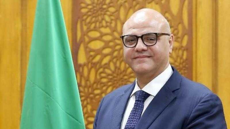 تكدس القمامة في شارع أحمد عرابي بمنطقة شبرا الخيمة.. رد حاسم من محافظة القليوبية