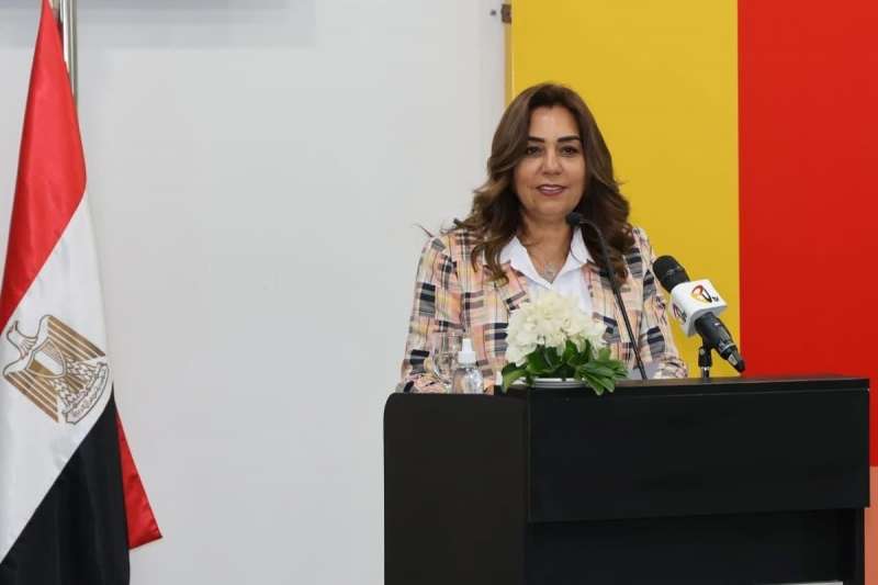 خط أحمر