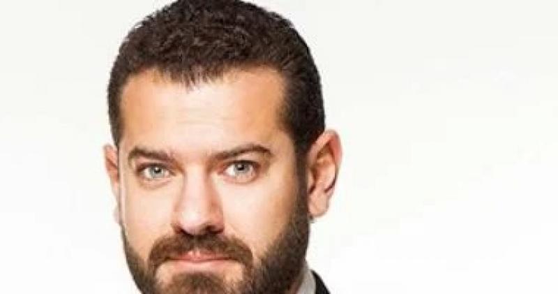 عمرو يوسف يسافر عبر الزمن فى درويش للمرة الخامسة فى رحلته الفنية