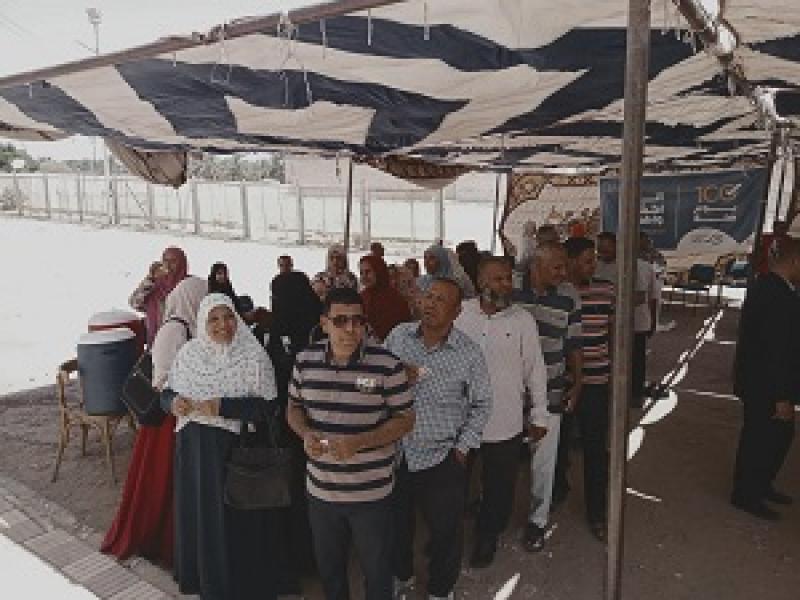 خط أحمر
