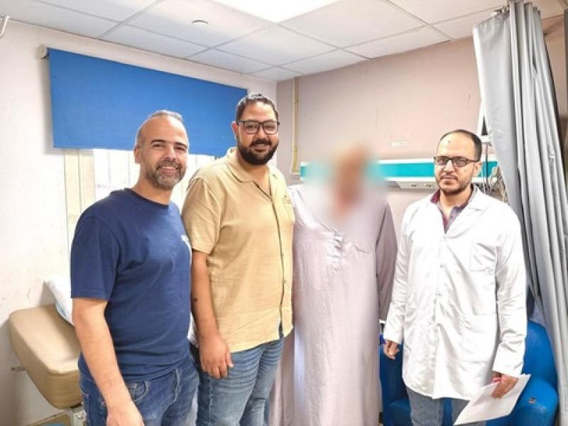 خط أحمر