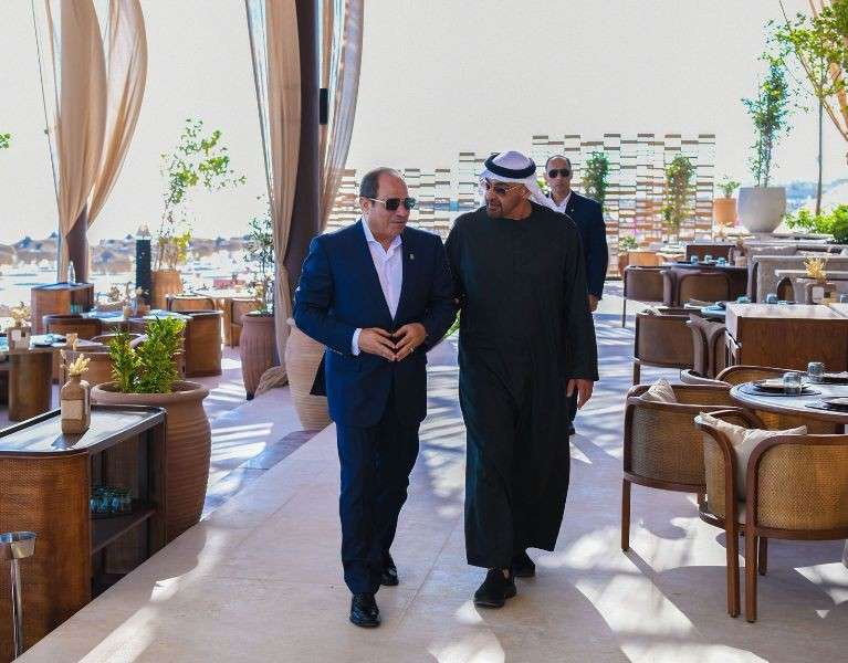 خط أحمر