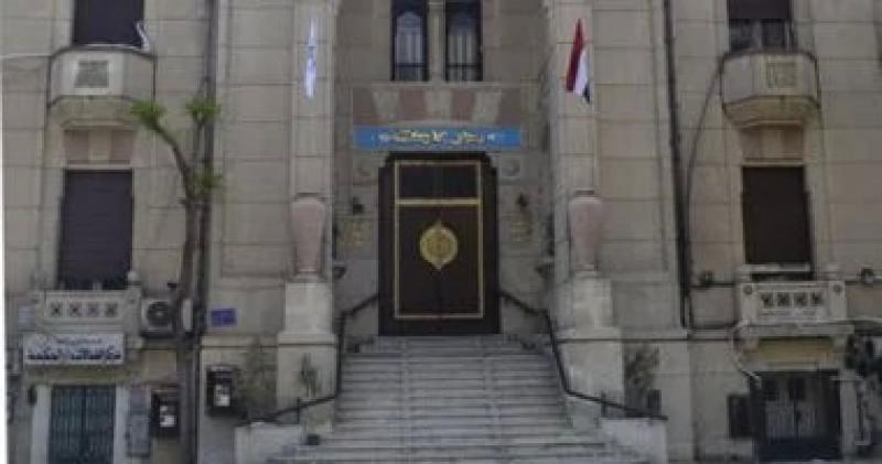 نقابة الأطباء تستدعى طبيبا للتحقيق بعد إجرائه عملية تكميم لطفلة 9 سنوات