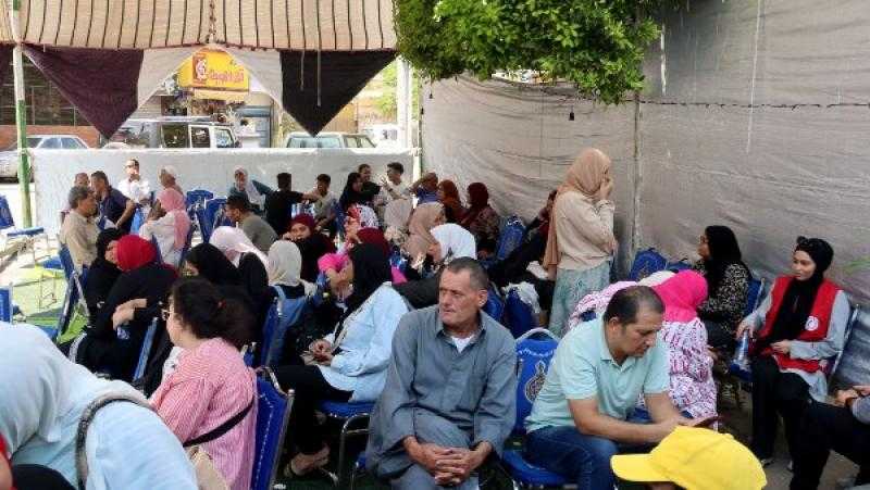 محافظ الإسماعيلية يتابع فتح المقار الانتخابية لليوم الثاني من جولة الإعادة بالشيوخ