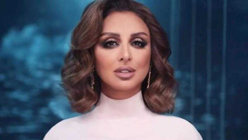 رجوعك لينا زي العيد.. دينا تحتفل بعودة أنغام وظهورها بالعلمين