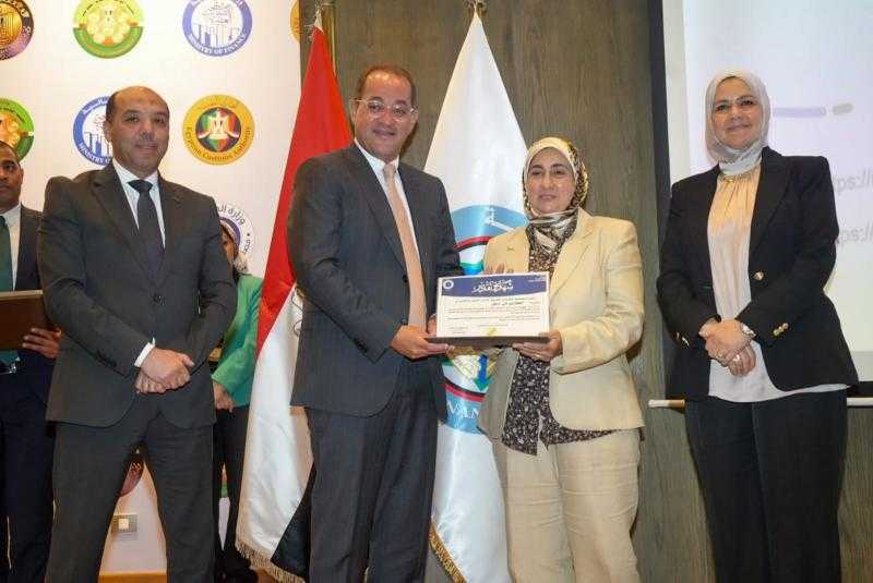وزير المالية يكرم 6 مأموريات ضريبية حققت نتائج متميزة في مسار الشراكة مع مجتمع الأعمال