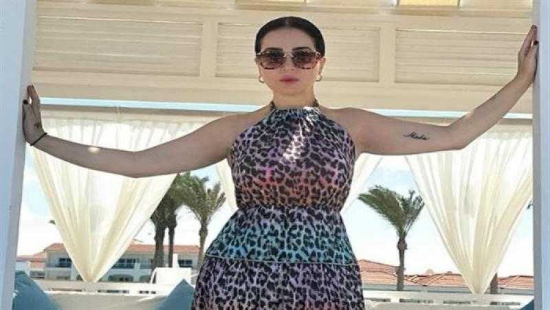 مي عز الدين: الساحل مكنش في قاموسي خالص وأنا وهو أعداء.. لكن روحته