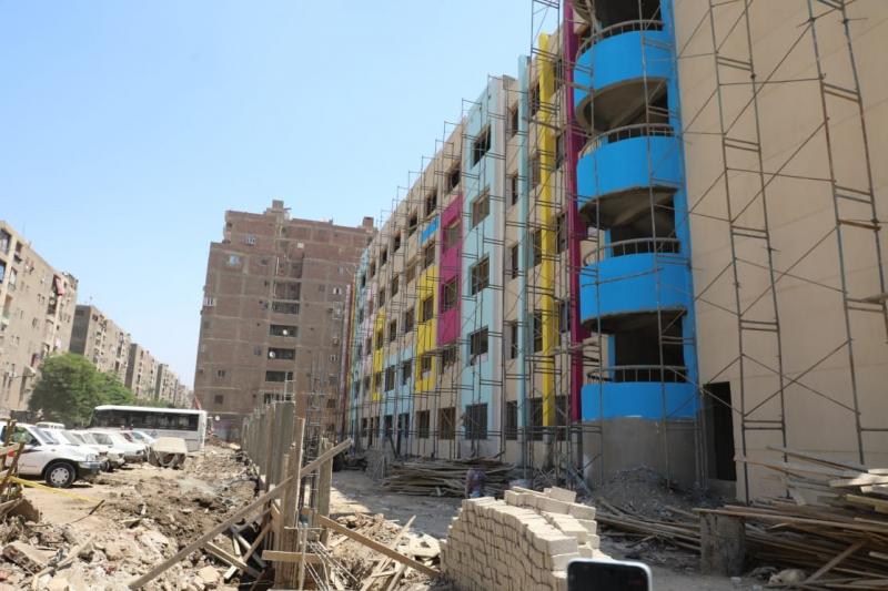 محافظ الجيزة يتابع مشروعات التعليم في بولاق الدكرور