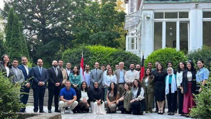 قنصلية مصر العامة في هامبورج تكرم طلاب برنامج الماجستير في القانون والاقتصاد بالمنطقة العربية
