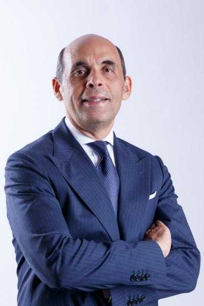 طارق فايد يحدد 4 محاور رئيسية لاستراتيجية الإقلاع الجديد للمصرف المتحد