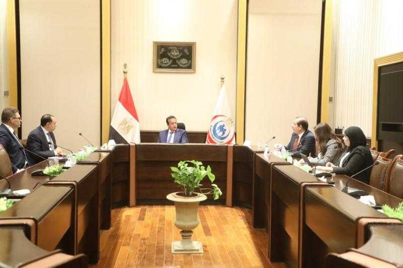 وزير الصحة يبحث مع ”بايوجينرك فارما” تعزيز التعاون لتطوير صناعة الأدوية الحيوية