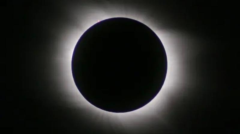 معهد الفلك يكشف تفاصيل خسوف القمر الكلى فى 7 سبتمبر