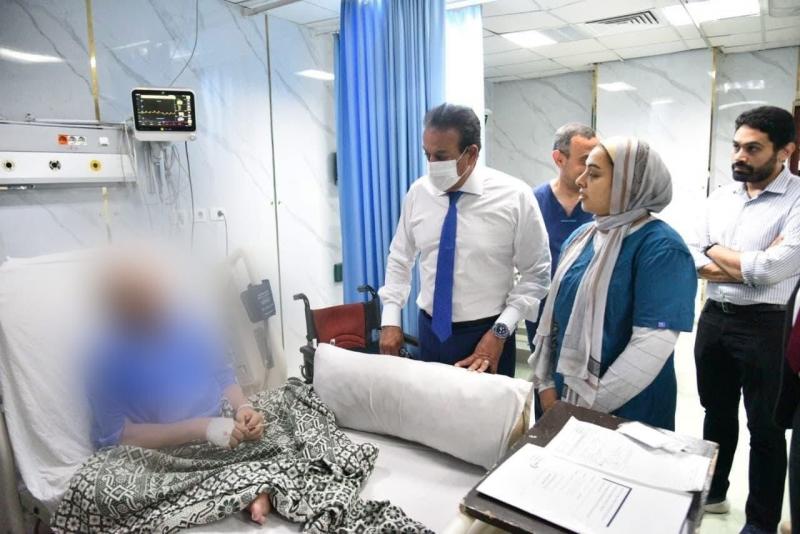 خلال زيارة مفاجئة لمستشفى الهرم.. الدكتور خالد عبدالغفار يوجه بزيادة الأطباء والتخصصات الطبية لتلبية احتياجات المرضى