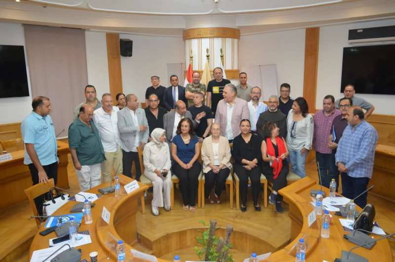 خط أحمر