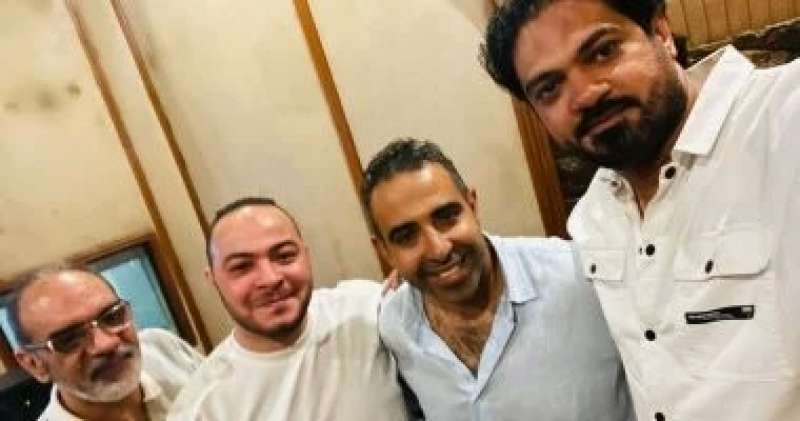 خط أحمر