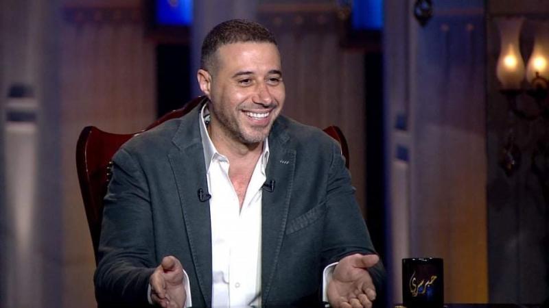 كبرت 15 سنة .. أحمد السعدني يكشف تفاصيل حزنه بعد وفاة طليقته ووالده