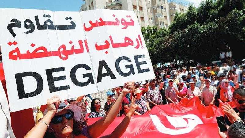 أنين المرضى وخطاب الضحية.. ورقة الإخوان للعب على أزمات تونس