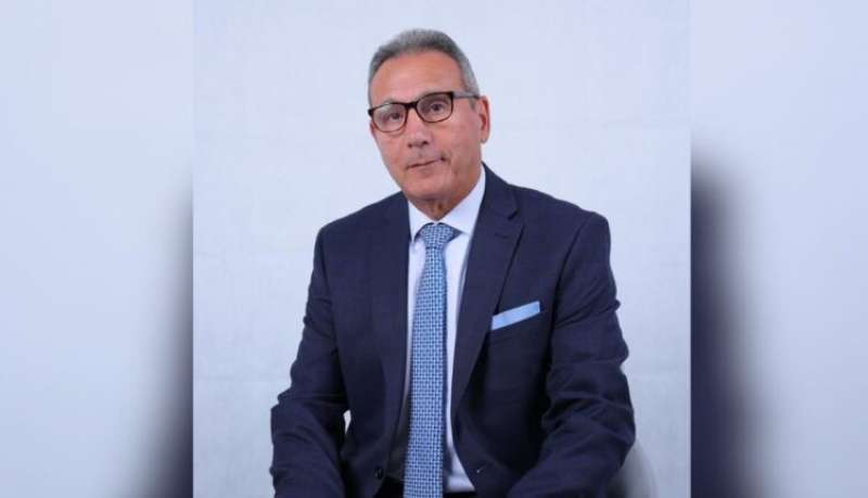 خط أحمر