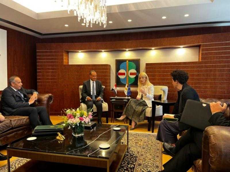 وزير الخارجية يلتقي رئيسة مجلس النواب القبرصية لبحث التعاون الثنائي المشترك
