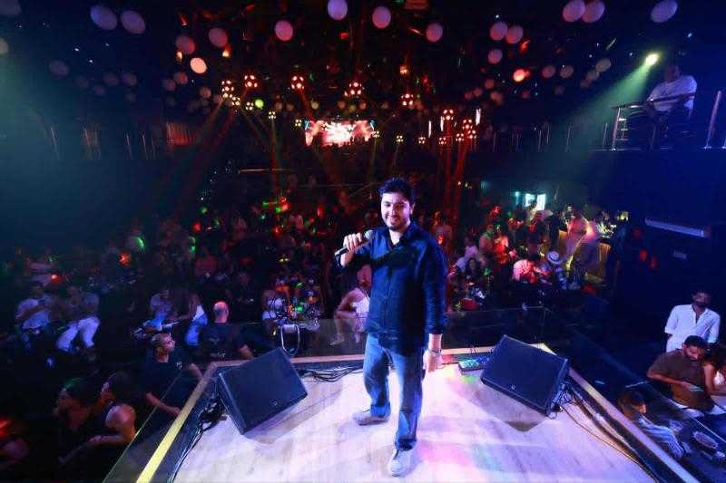 محمد فضل شاكر يحيي حفلا غنائيا في الساحل الشمالي