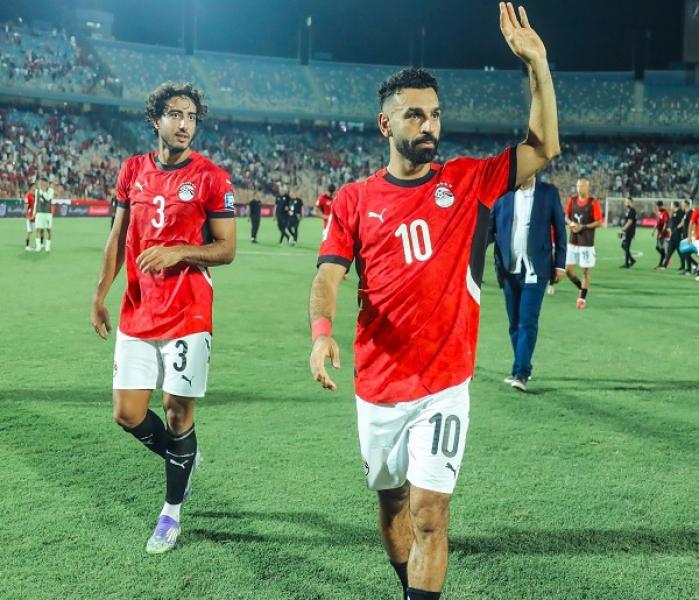 خط أحمر