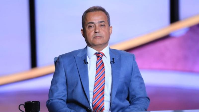 خط أحمر