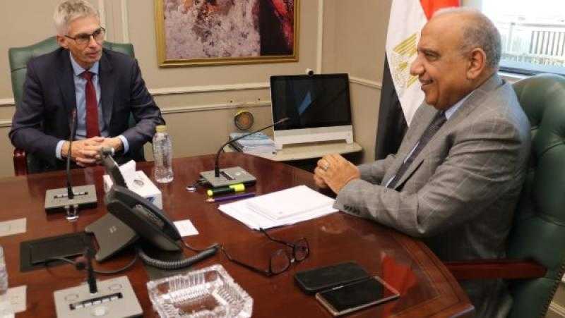 وزير الكهرباء يبحث مع شركة سويدية رفع كفاءة الطاقة وتطوير الشبكات