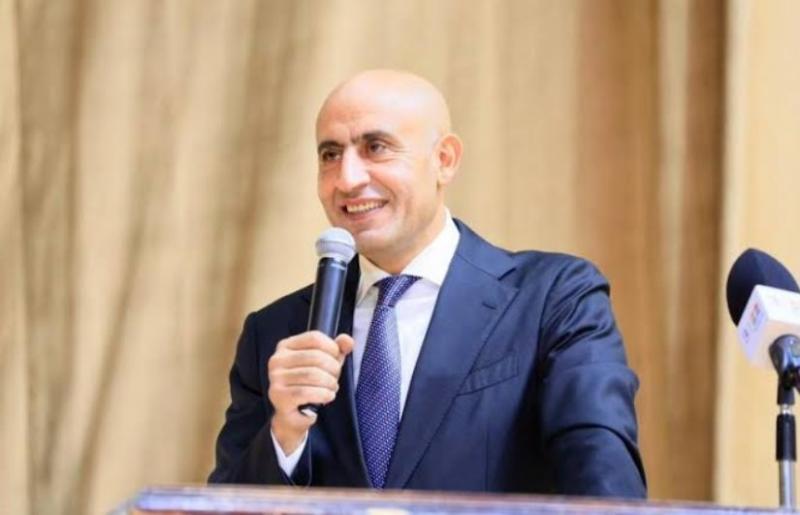خط أحمر