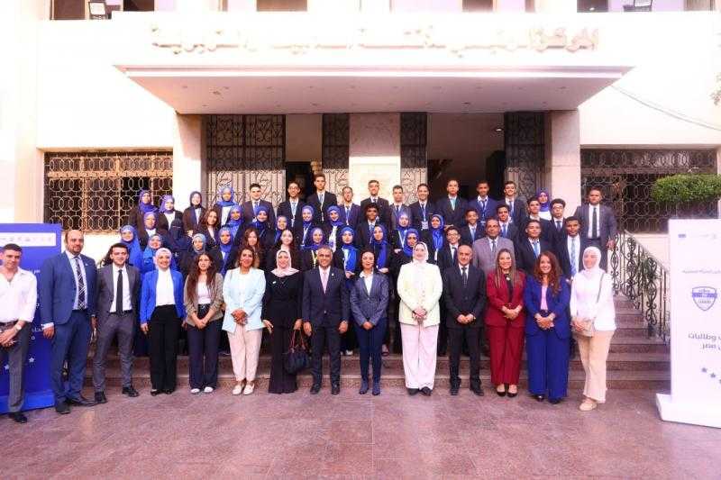 وزيرة التضامن تشهد فعاليات المعسكر التدريبي للنسخة الأولى من برنامج «قادة مدارس الجمهورية»