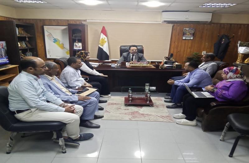 وكيل صحة سوهاج يبحث منظومة التخلص الآمن من النفايات الطبية الخطرة