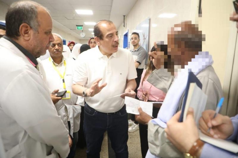 نائب وزير الصحة يجري زيارة ميدانية مفاجئة لمستشفى منفلوط المركزي بأسيوط