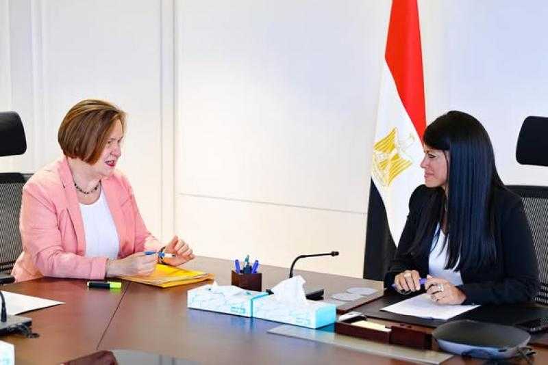 وزيرة التخطيط تبحث مع المدير الإقليمي لوكالة التنمية الفرنسية لشمال أفريقيا مستقبل العلاقات المشتركة