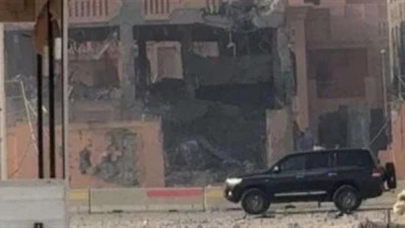 خط أحمر