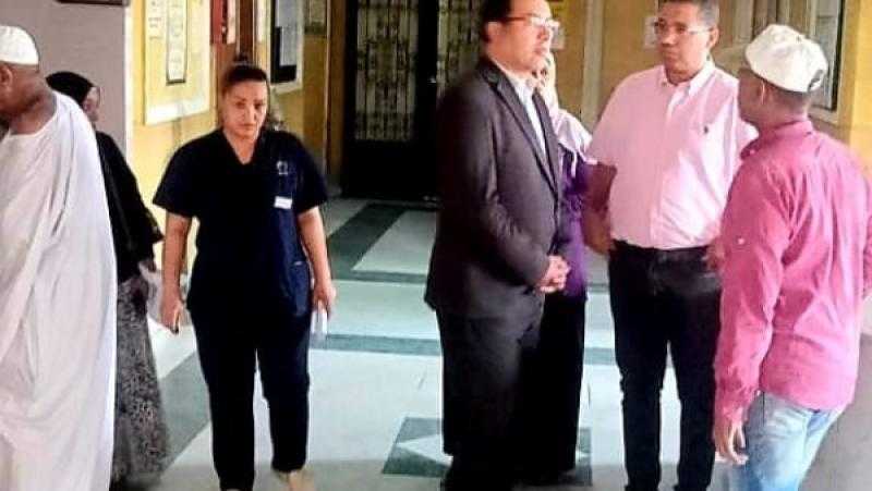 زيارة ميدانية مفاجئة لرئيس مجلس إدارة المؤسسة العلاجية بمستشفى القبطي