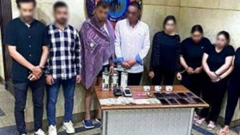 ضبط شبكة آداب تديرها سيدة داخل نادٍ صحي بالمعادي