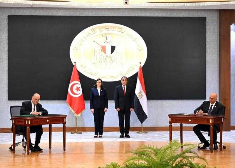 جهاز تنمية المشروعات يتعاون مع وزارة التشغيل والتكوين المهنى بتونس لتطوير خدمات ريادة الأعمال