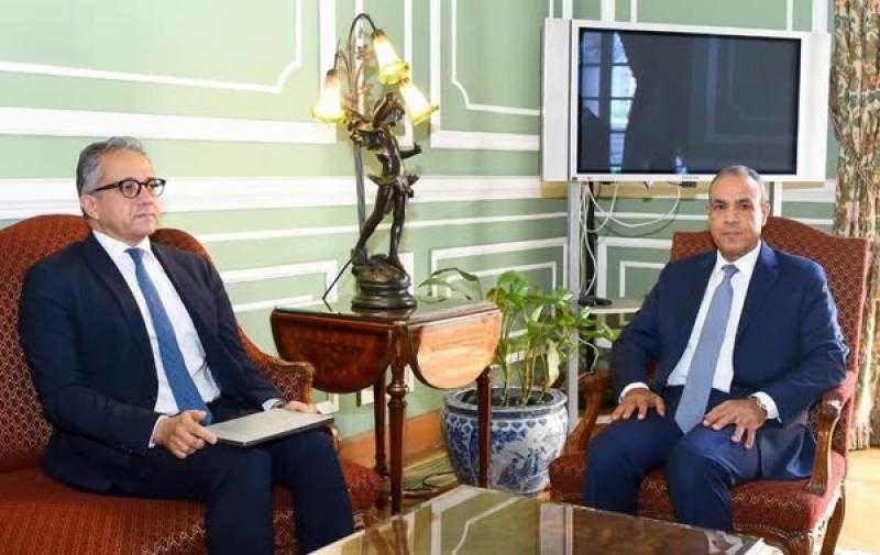 وزير الخارجية يستقبل المرشح المصري لمنصب مدير عام اليونسكو