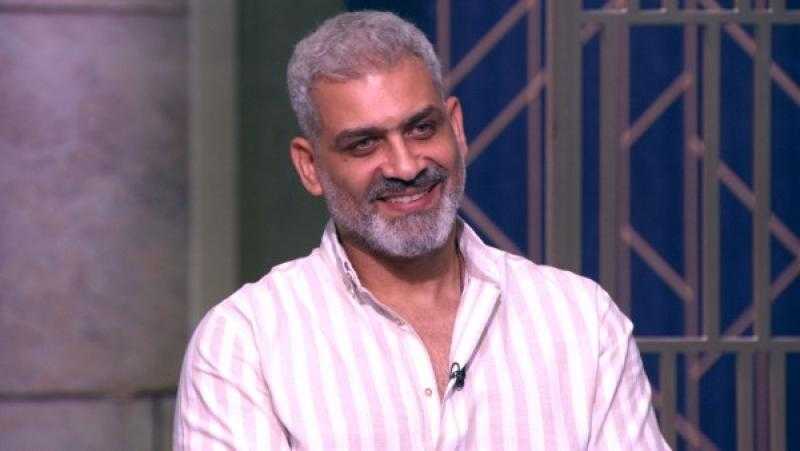 ضربت منة فضالي بالقلم .. هاني عادل يروي أصعب مشاهده في «أزمة ثقة»