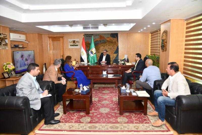 محافظ الفيوم يناقش استعدادات تنظيم المهرجان الدولى لأفلام البيئة والفنون المعاصرة