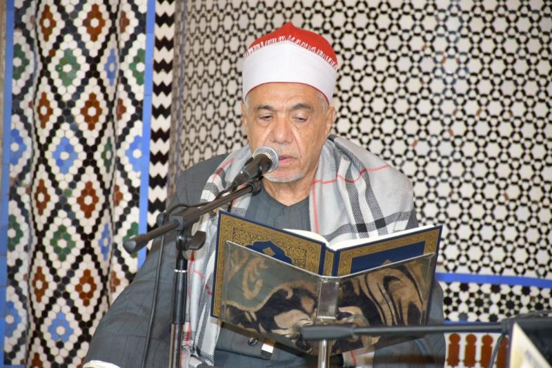 نقيب القراء: قارئ «النغمات» تجاوز الثمانين وقدم اعتذارا.. وتصرفه قد يكون دون إدراك