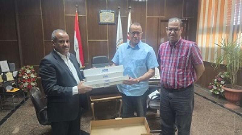 خط أحمر