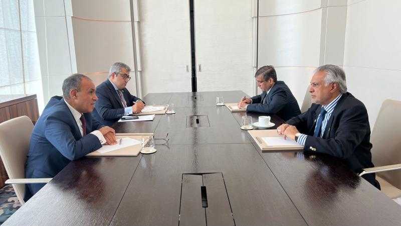 وزير الخارجية يلتقي مع نظيره الباكستاني في الدوحة.. تفاصيل