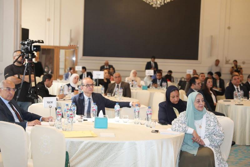 عاطر حنورة: الآن نستطيع طرح أكثر من ١٠ مشروعات بنظام المشاركة مع القطاع الخاص فى وقت واحد