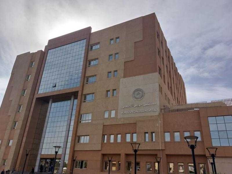 لأول مرة بمظلة التأمين الشامل.. نجاح جراحة دقيقة بالمخ لمريض بمستشفى حورس بالأقصر