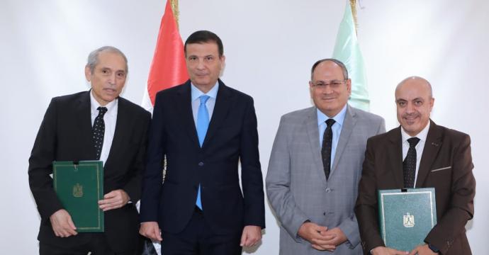 وزير الزراعة: فتح أسواق لتعزيز مكانة مصر كمركز إقليمي في تصدير الحاصلات| صور