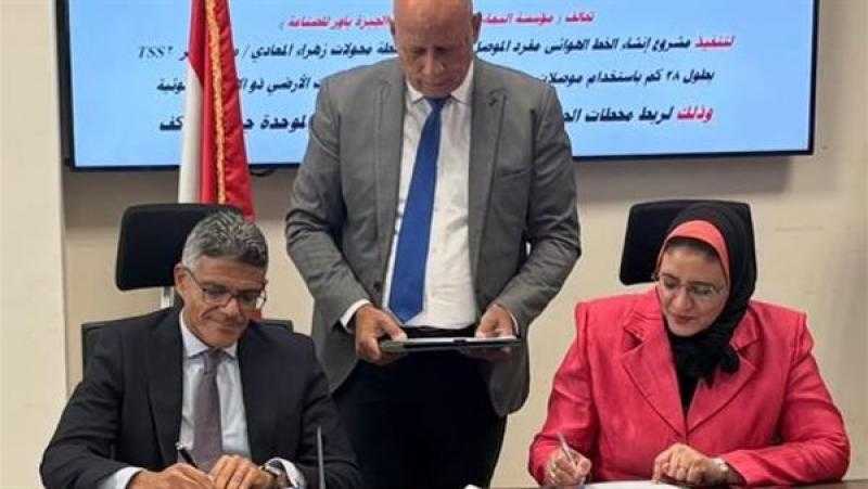 نقل الكهرباء توقع عقدًا جديدًا لربط القطار السريع بالشبكة الموحدة