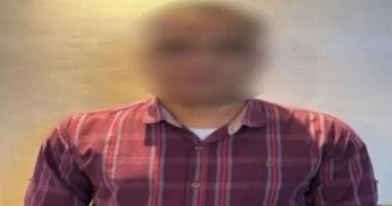 الداخلية تكشف ملابسات فيديو لممثل يؤدي مشهداً كوميدياً بملابس رسمية