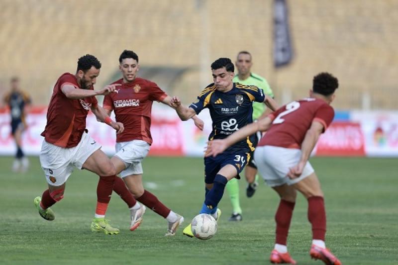خط أحمر