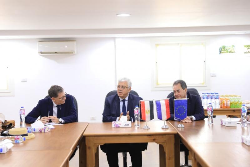 وزير التعليم العالي يبحث مع وفد مجلس الشيوخ الفرنسي سبل تعزيز التعاون| صور