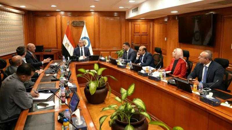 وزير البترول: نستعد لتنفيذ أول مسح جوي منذ 40 عامًا لاكتشاف فرص التعدين الواعدة